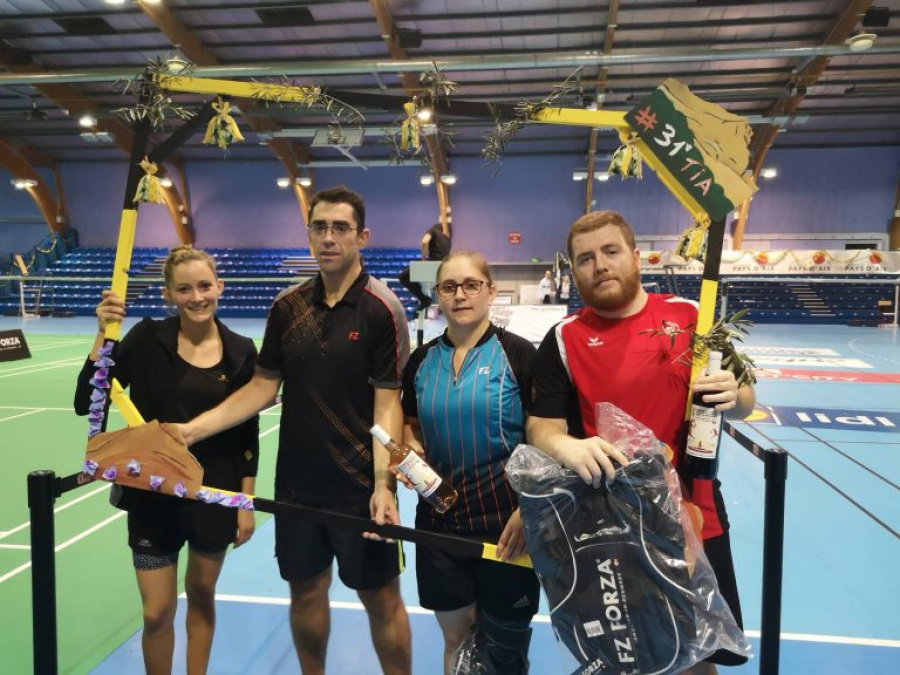 2/ Victoire pour Fabien CALLAMAND en mixte série 8 (P) avec Sophie CHARPIN (BCU) au tournoi d’AIX (20 octobre).