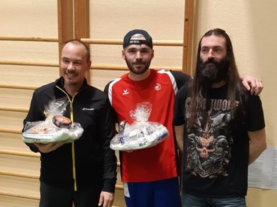 3/ Victoire pour Mike Ciavaldini en série 5 avec Frédéric Renoult (SGB01) au tournoi d’Annecy.