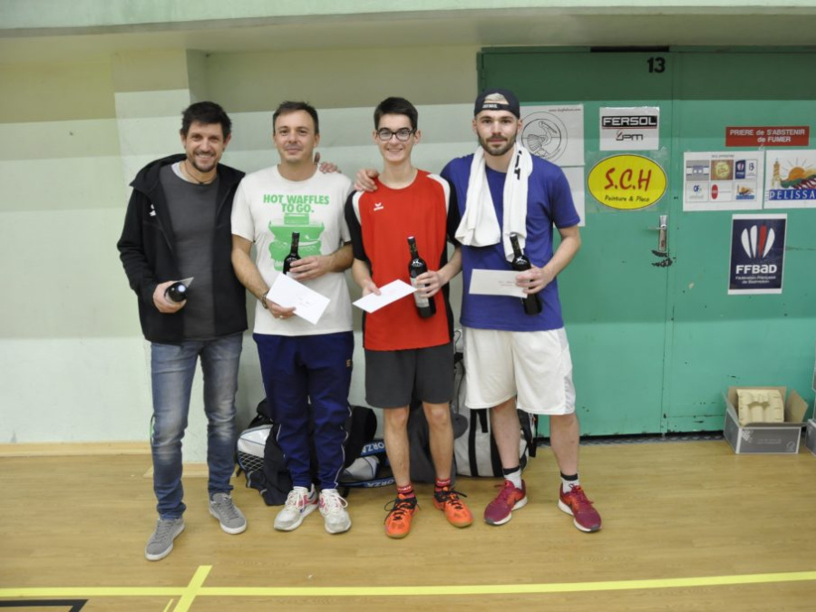 5/ Victoire au 8ème tournoi du Pélican pour Benjamin Krempp et Mike Ciavaldini en série 4.