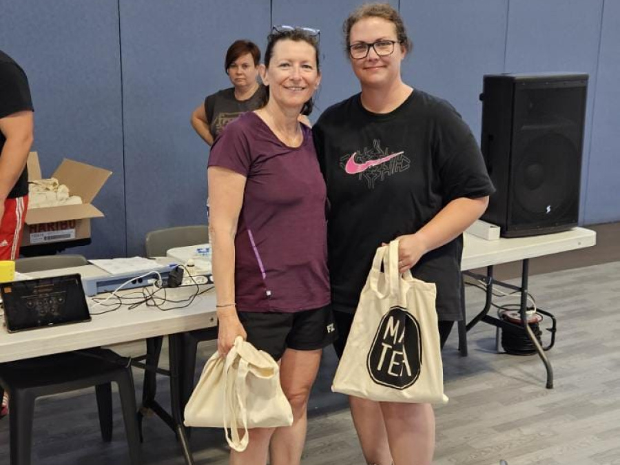 Victoire Pour Charlène au tournoi de Ventabren en double dame. 